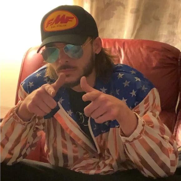 Meet your Posher, Christian - Picture 1 of 1